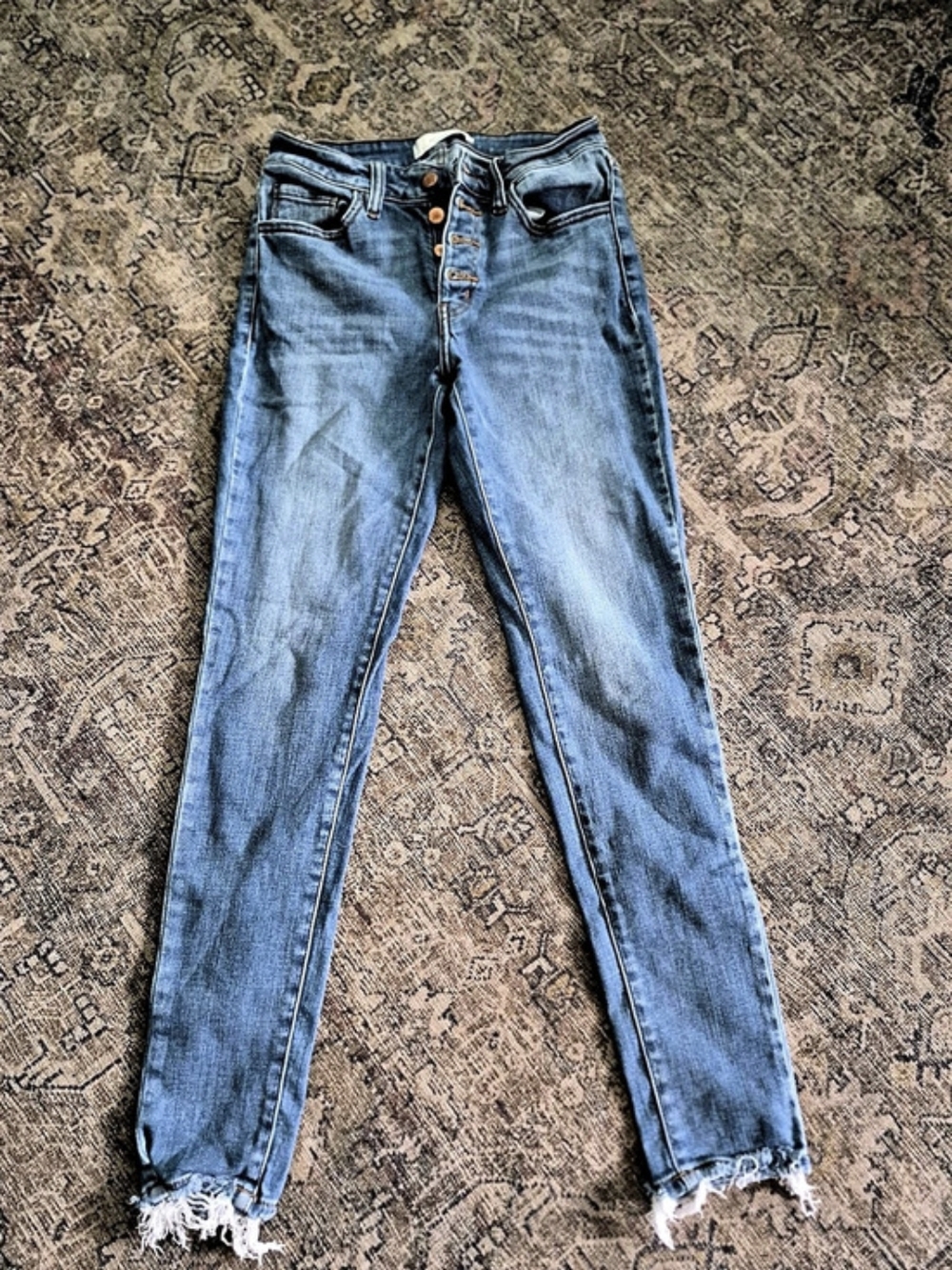 KanCan Signature Women's Button Fly Skinny Jeans
